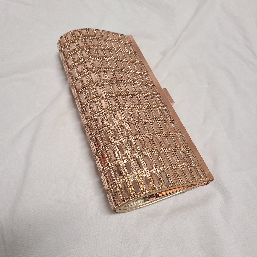 Evening Clutch w/shoulder strap